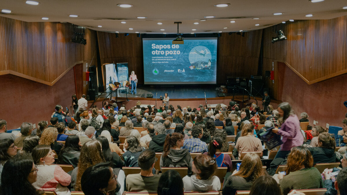 Presentación del libro Sapos de otro Pozo en la Biblioteca Nacinal Mariano Moreno